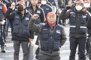 정부 강경대응에 화물연대 ‘파업철회’, 불씨는 여전